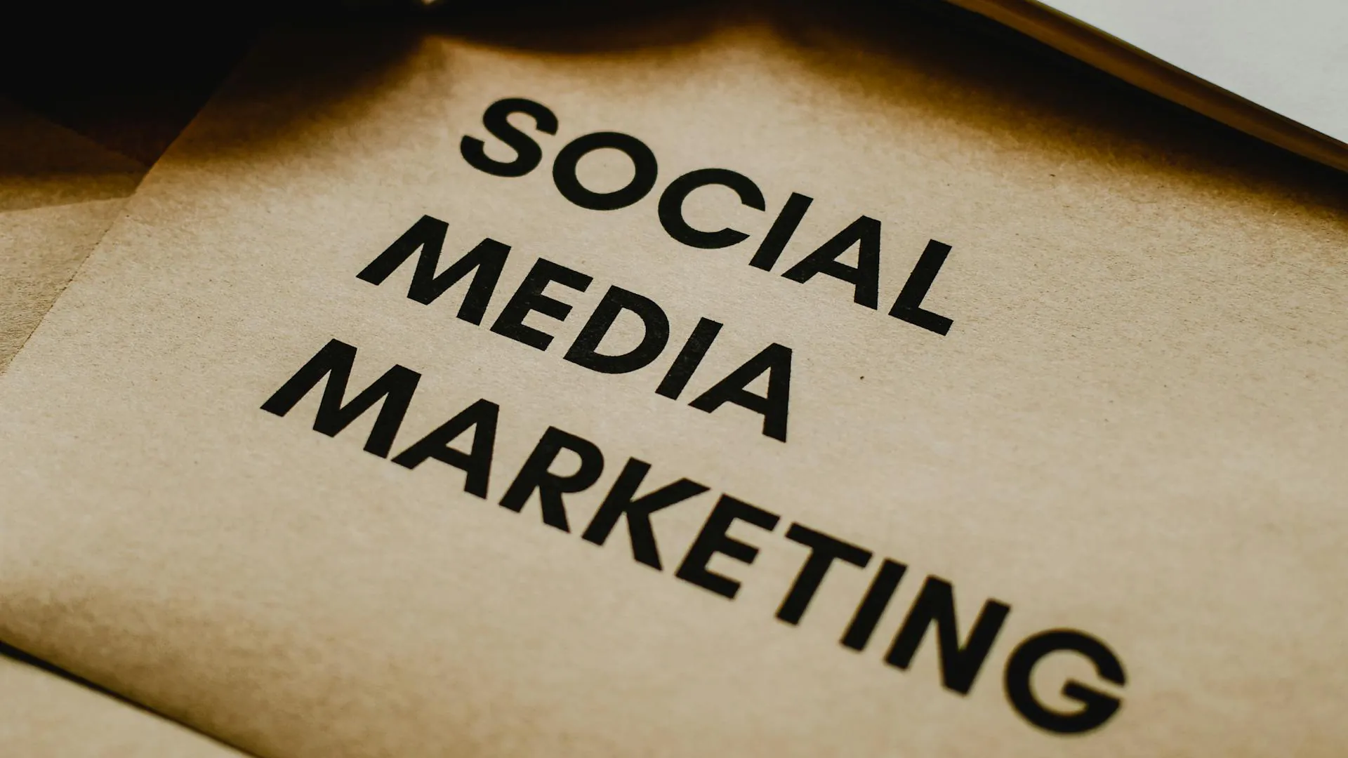 Маркетинг через социальные сети: от лайков к реальным коммуникациям