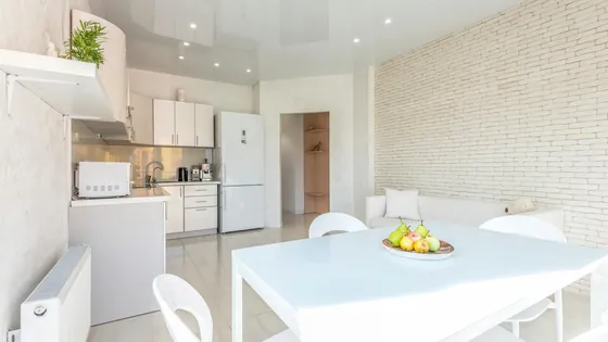 Натяжные потолки: современное решение для любого интерьера